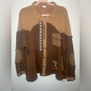 POL Textured Tan and Brown Button-Up